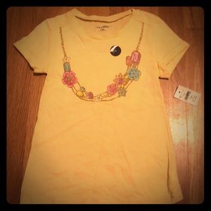 NWT Gap Tee with jeweled necklace